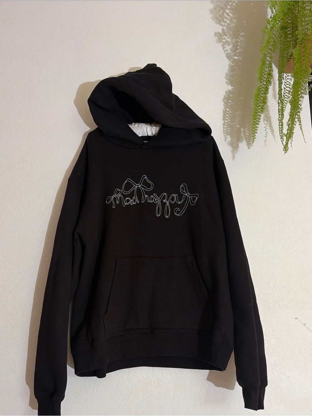 MADHAPPY Embroidered Bow MENS SZ XL Black Heavyweight Hoodie Pullover